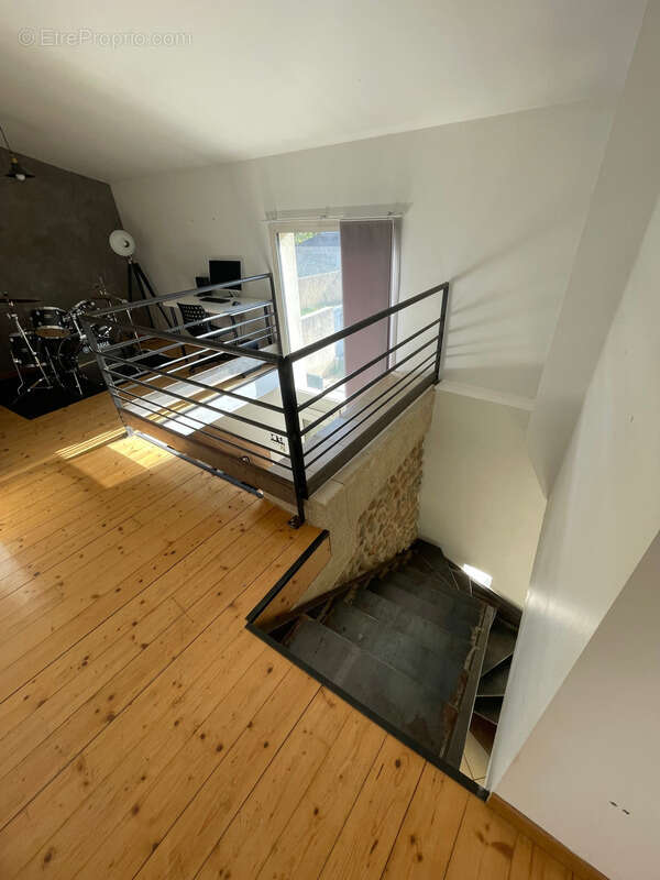 Maison à PONT-DE-L&#039;ISERE