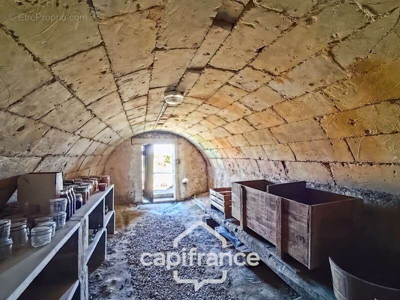 Maison à BESSE-SUR-BRAYE