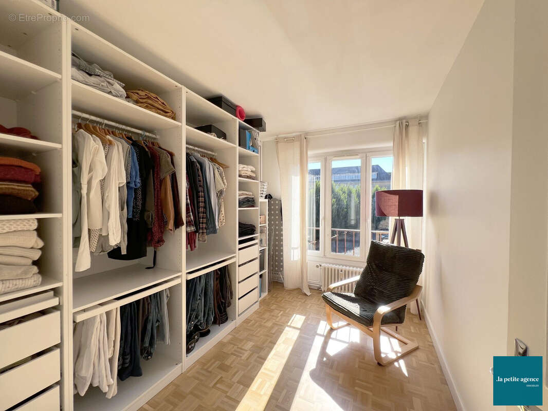 Appartement 92 m² à Caen  - photo 6