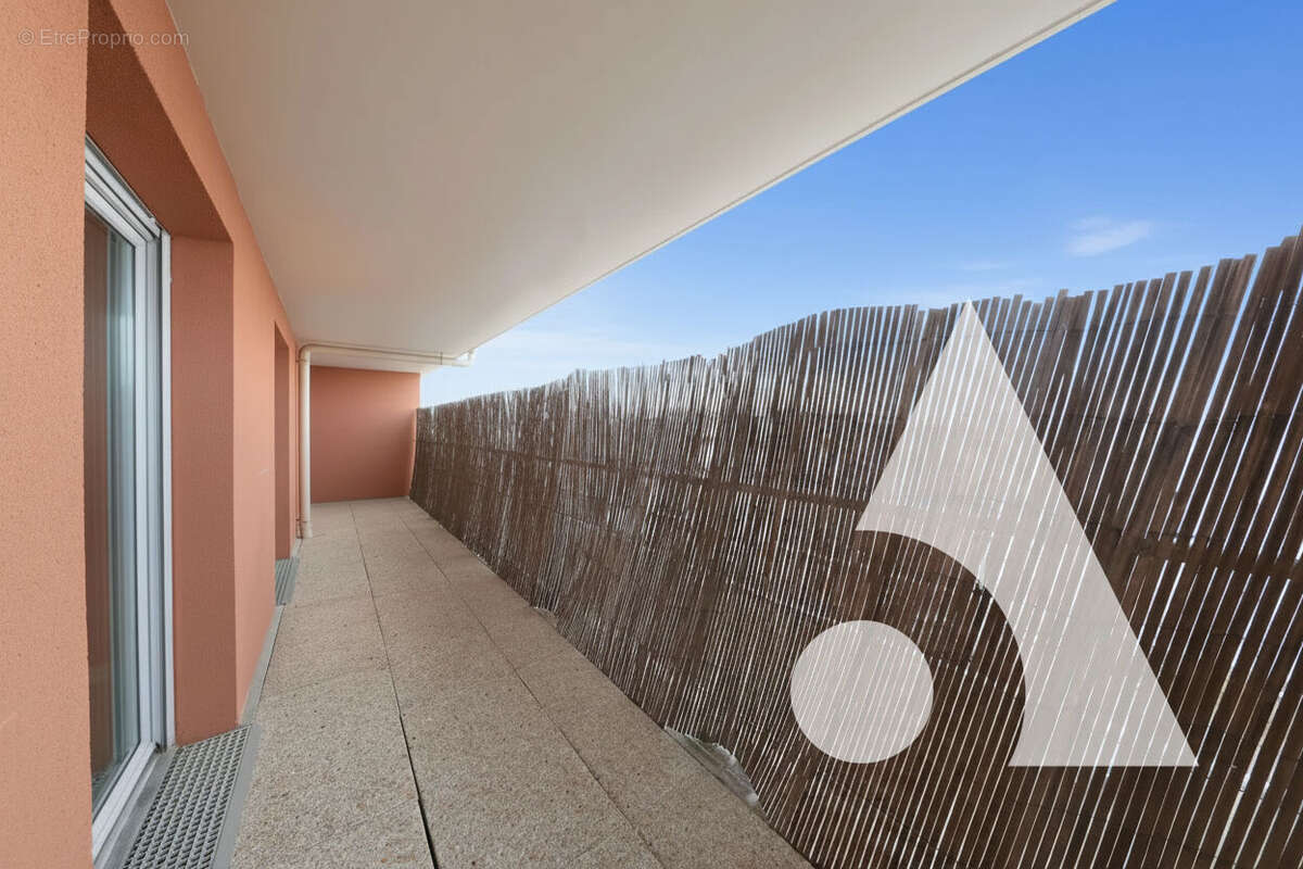 Appartement à CORBEIL-ESSONNES