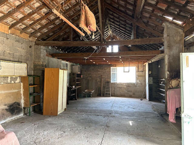 Maison à rénover avec terrain constructible - photo 8
