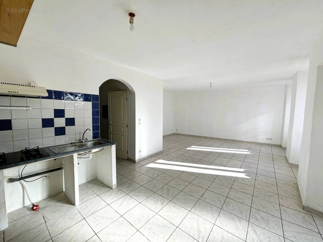 Maison à LA LIVINIERE