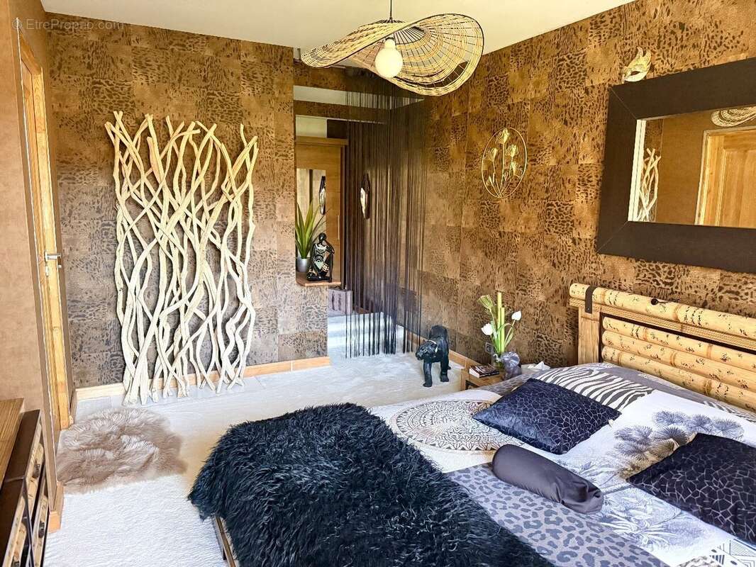 Maison à VAULNAVEYS-LE-BAS