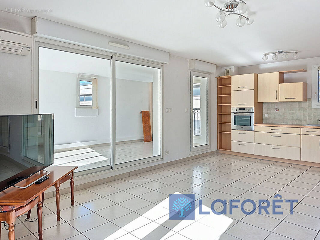 Appartement à SANARY-SUR-MER