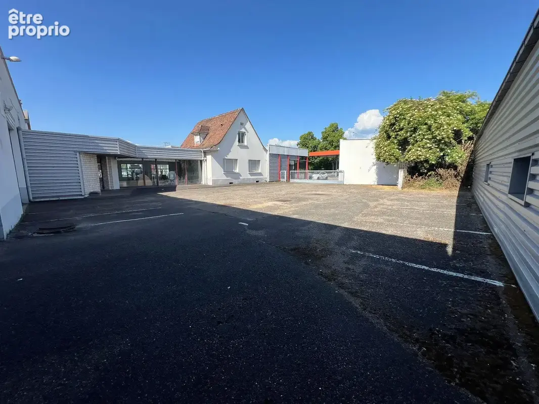VENDRE   Local commercial de 530 m2 avec possibilité d’extension jusqu’à 2 500 m2   Emplacement no1 - photo 5