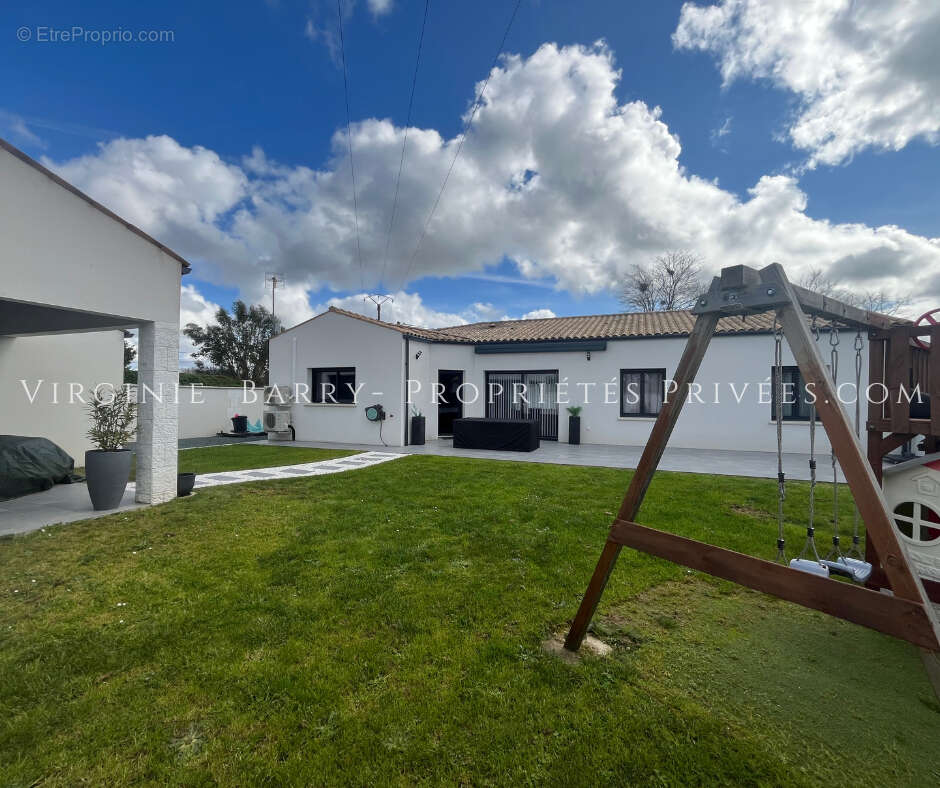 Maison à TONNAY-CHARENTE