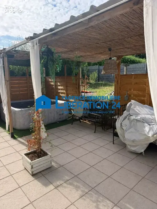 Maison familiale de 95 m² avec sous-sol complet et terrain à Beauzac ( 43590 ) - photo 11