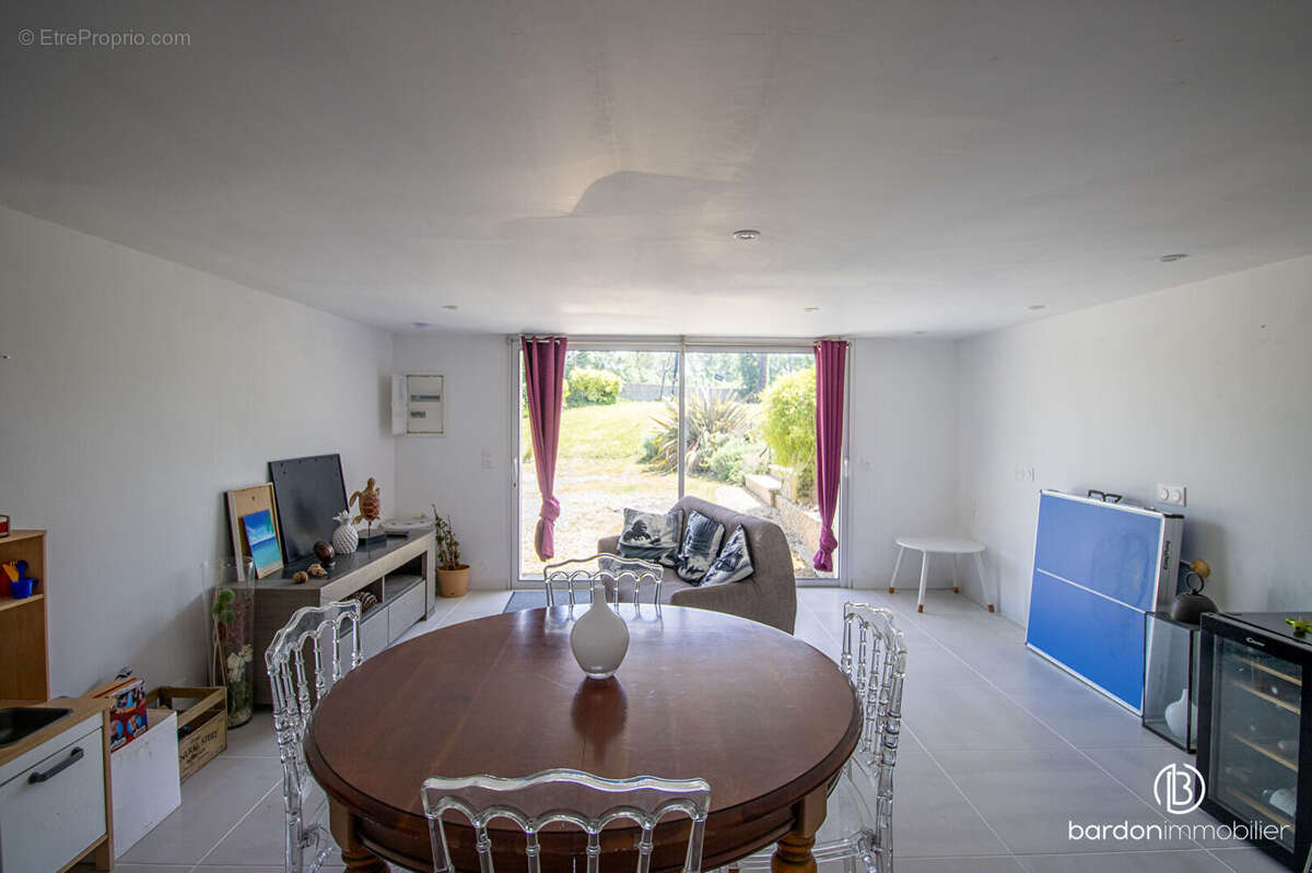 Maison 7 pièces - 137.1 m2 - Bois-De-Céné - photo 12