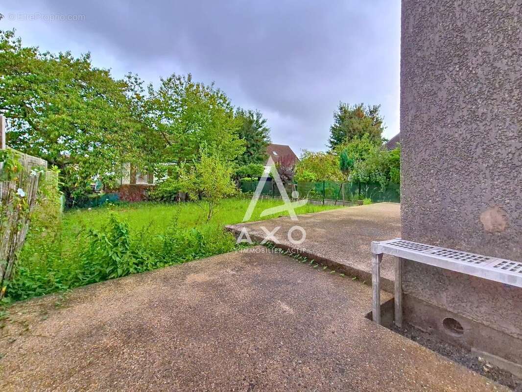 Maison à AMBLAINVILLE