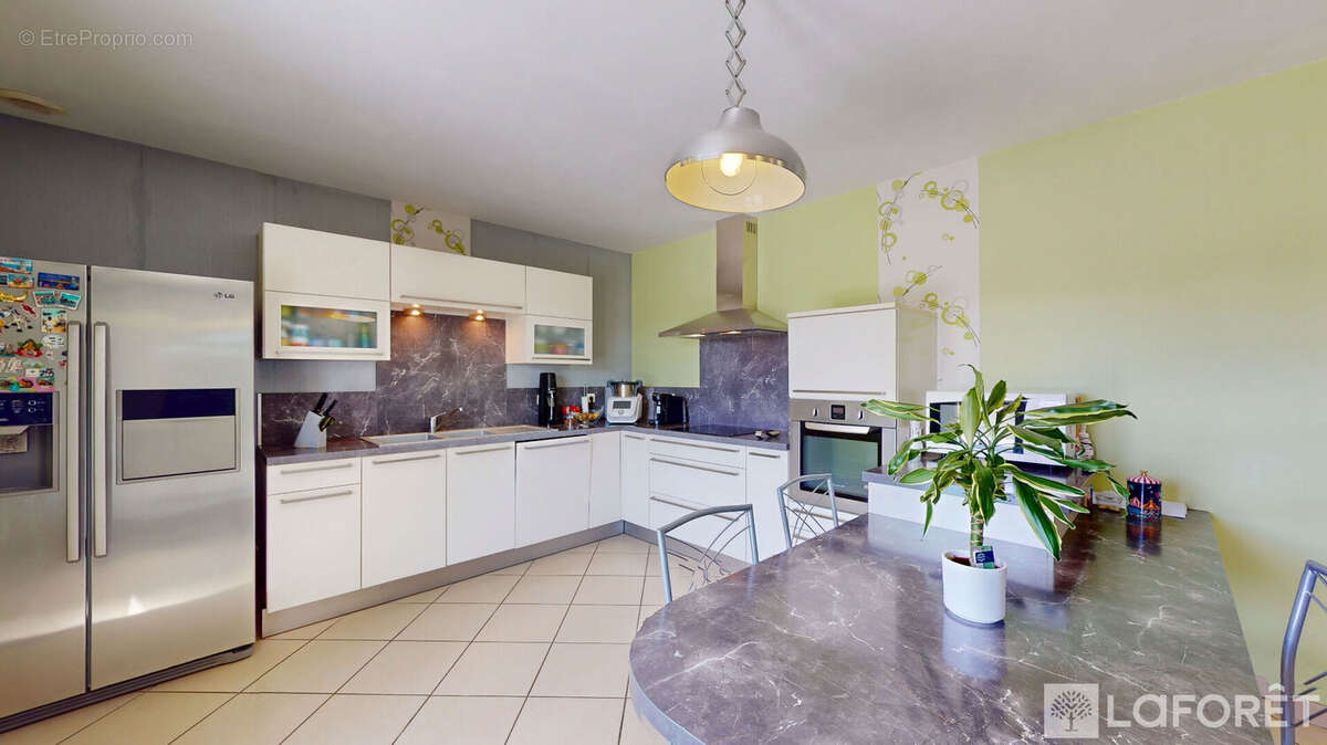 Maison à VILLENEUVE-SUR-ALLIER