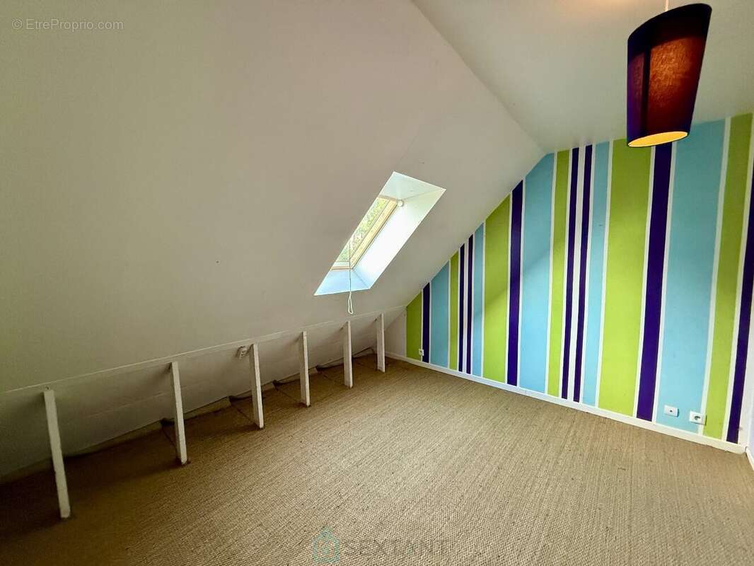 Maison à HEUBECOURT-HARICOURT