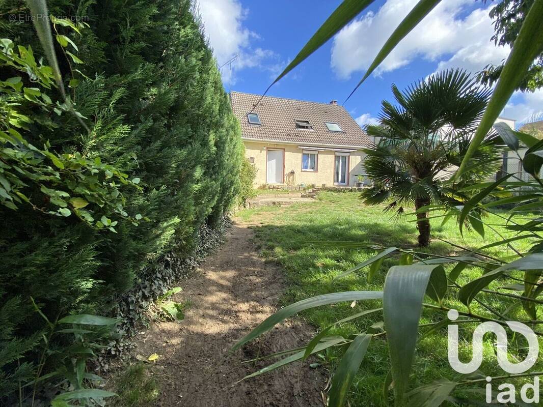 Photo 1 - Maison à SAINT-FARGEAU-PONTHIERRY