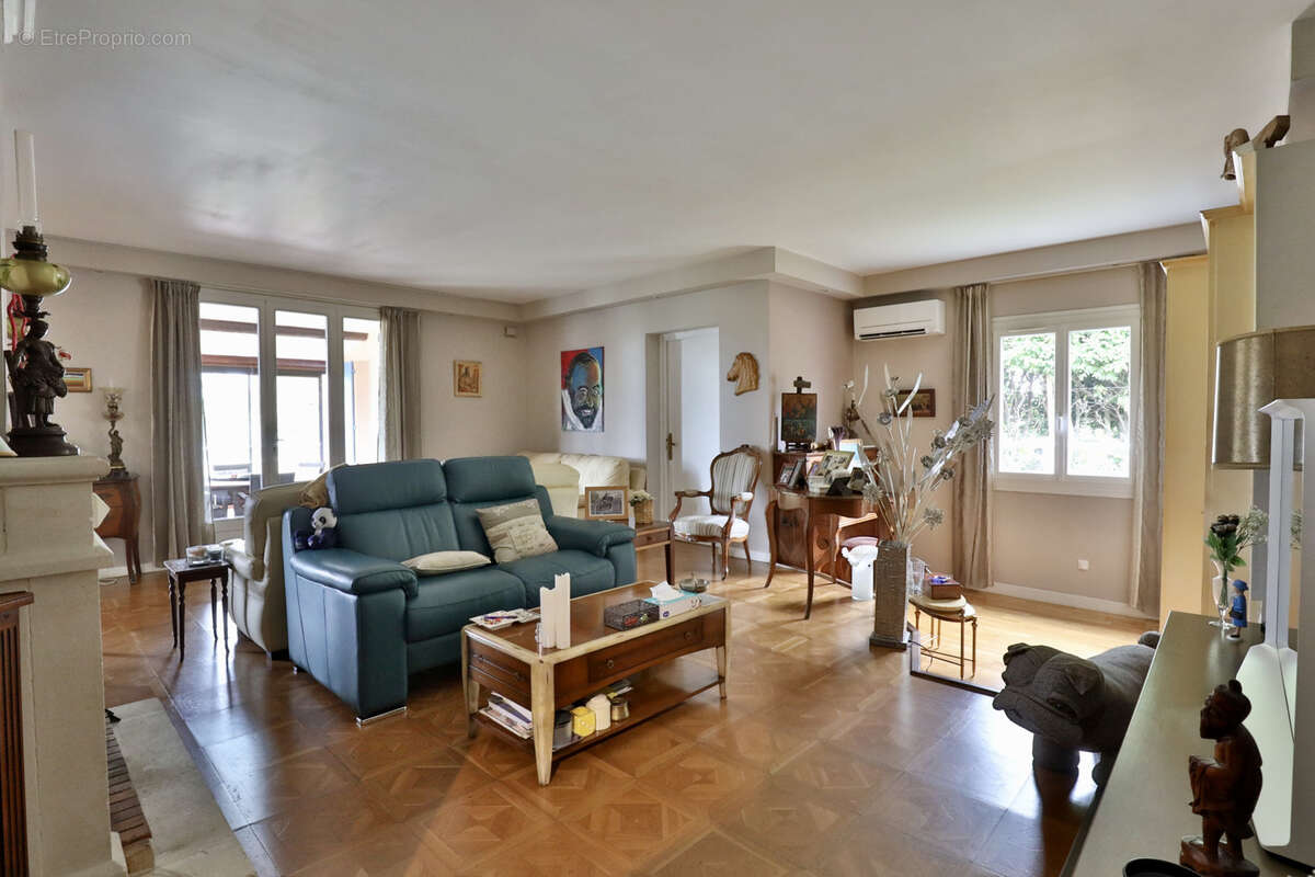 Maison à LORIOL-SUR-DROME