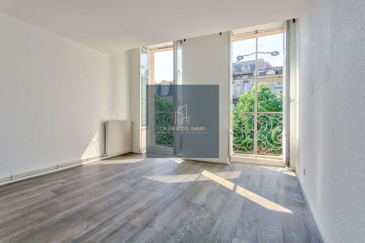 Appartement à BORDEAUX