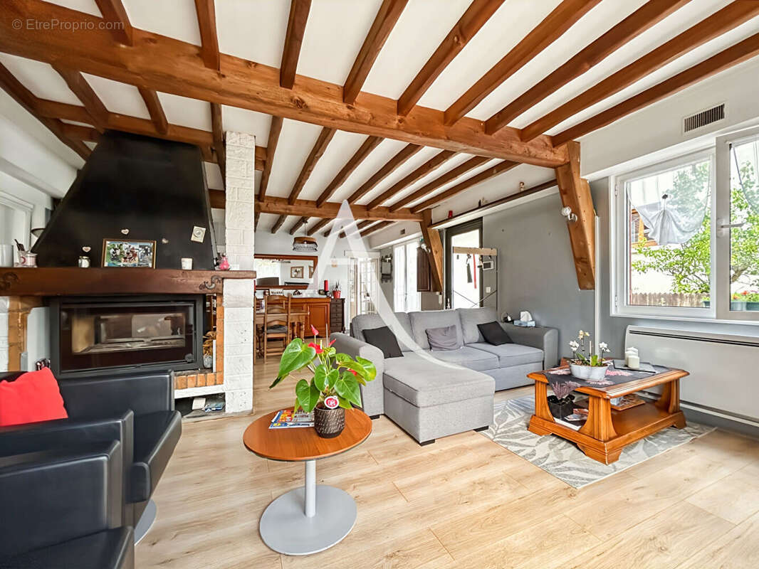 Maison à BOIS-D'ARCY