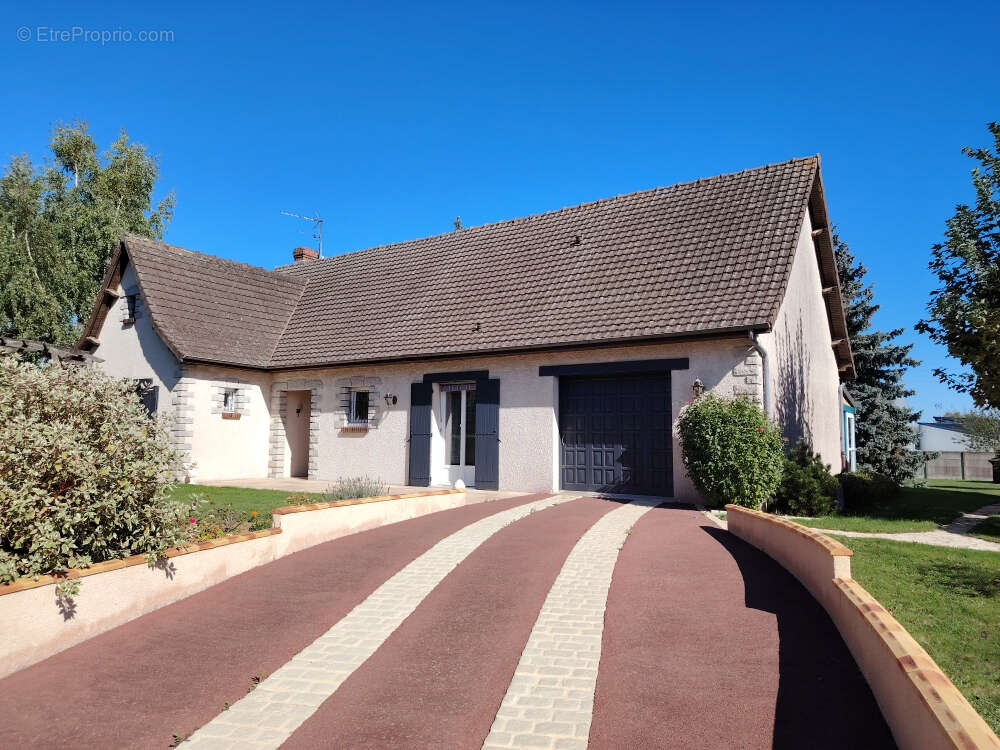 Maison à CHARTRES