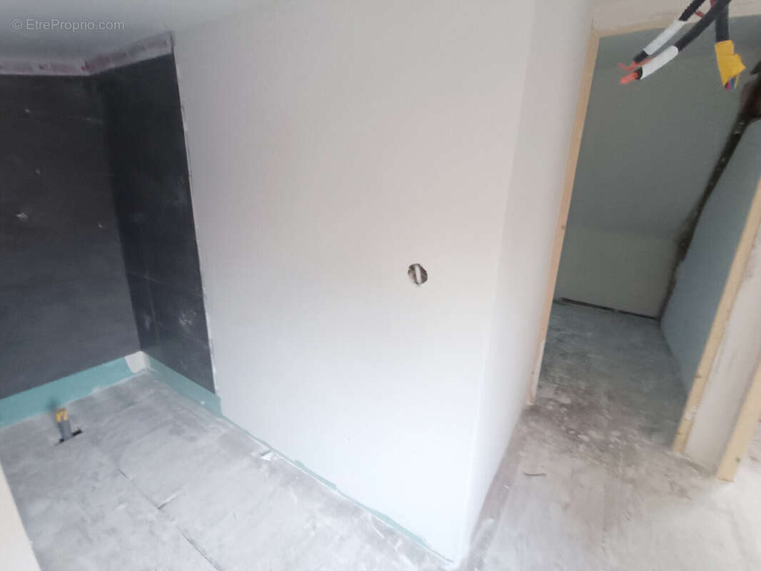Maison 3 chambres à finir de rénover - photo 11