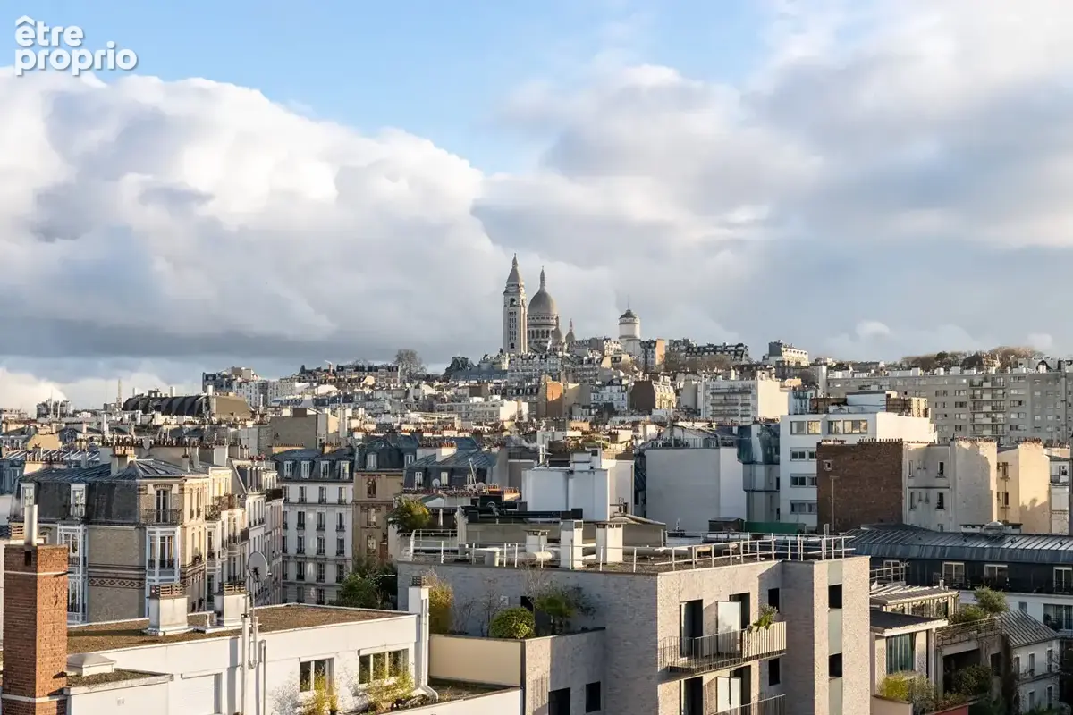Appartement à PARIS-18E
