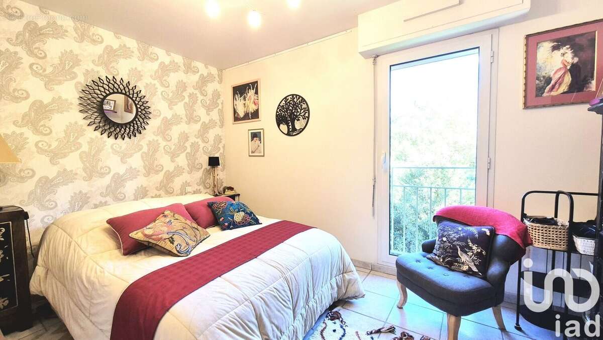 Photo 7 - Appartement à L'ISLE-SUR-LA-SORGUE