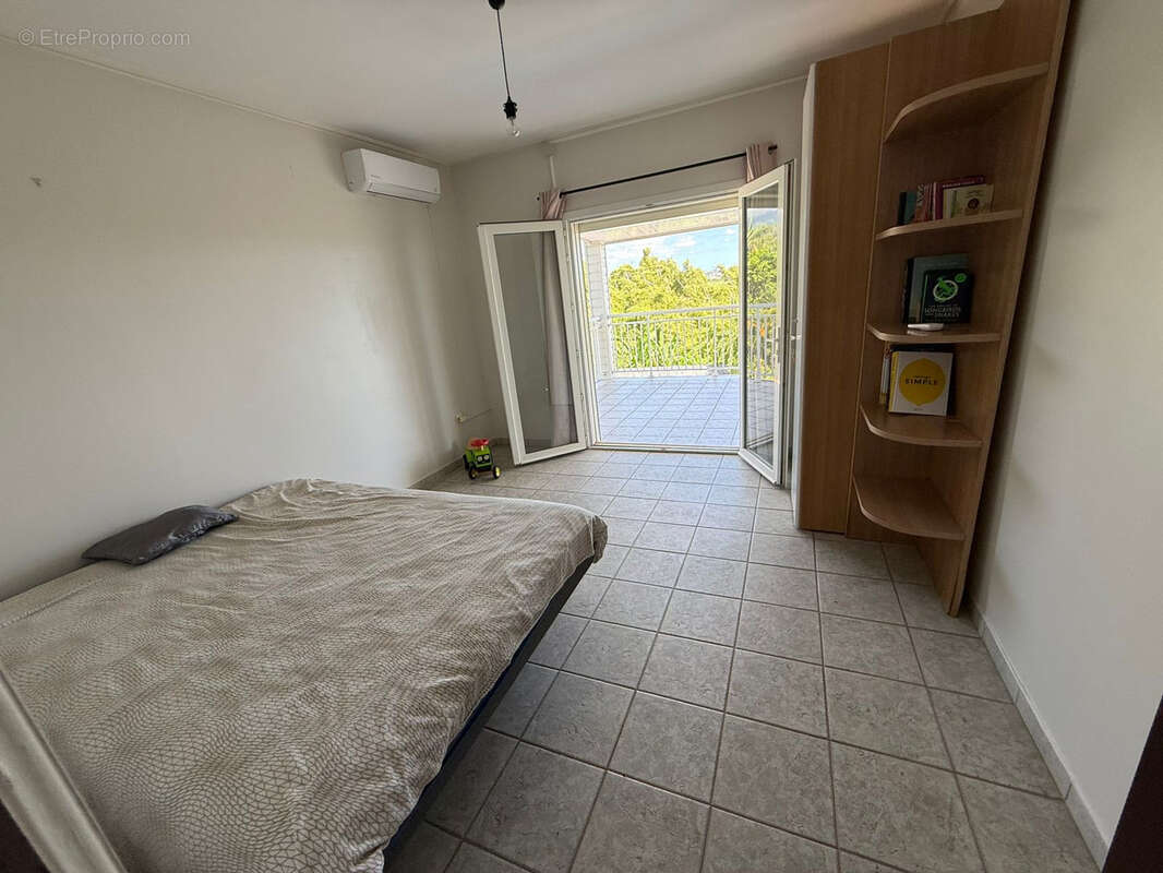 Maison à SAINT-BENOIT