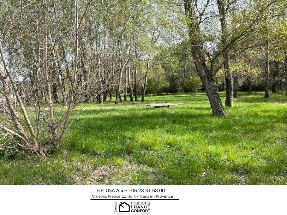 Terrain à SALERNES