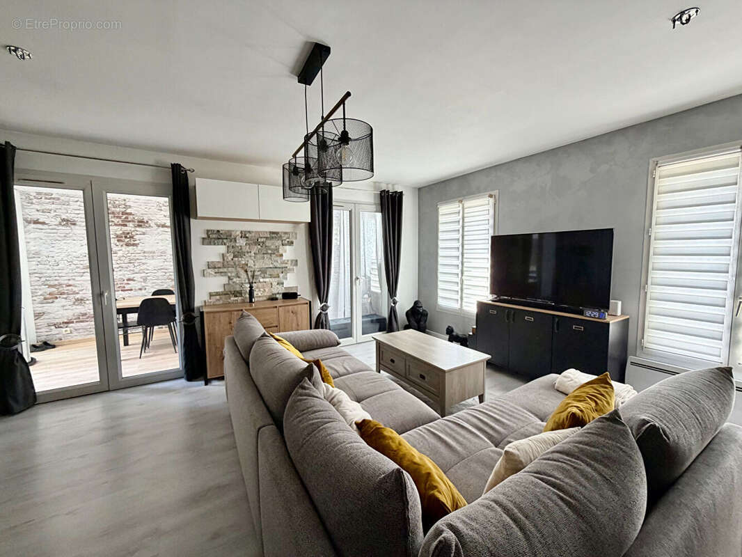 Appartement à CREGY-LES-MEAUX
