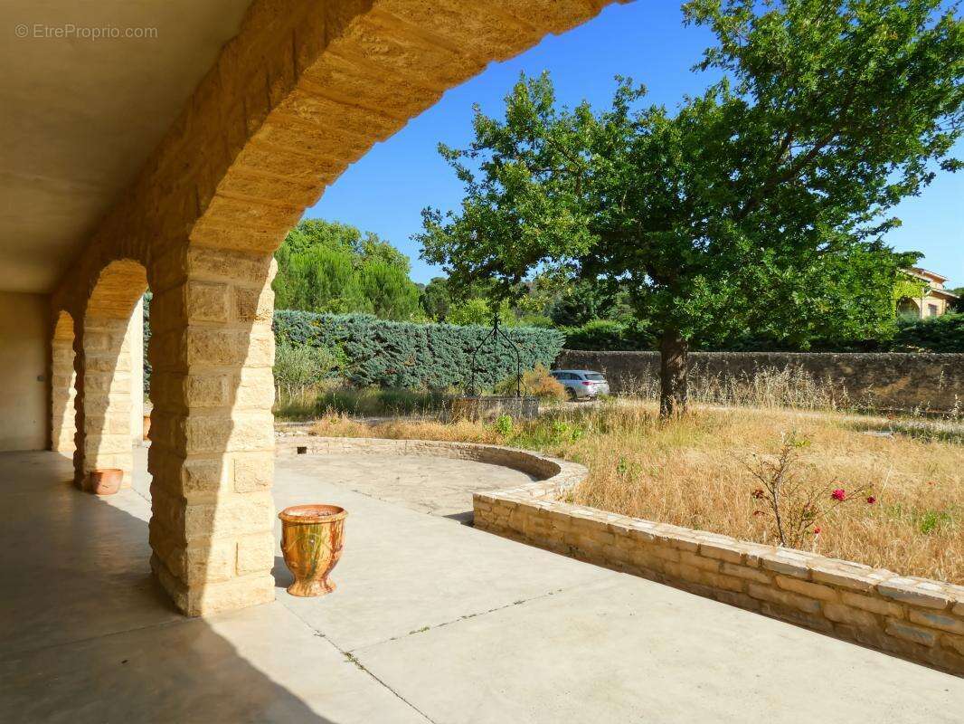 Maison à BAGNOLS-SUR-CEZE