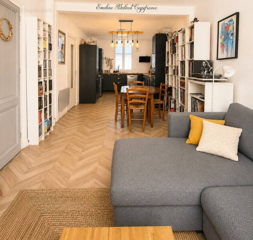 Appartement à BORDEAUX