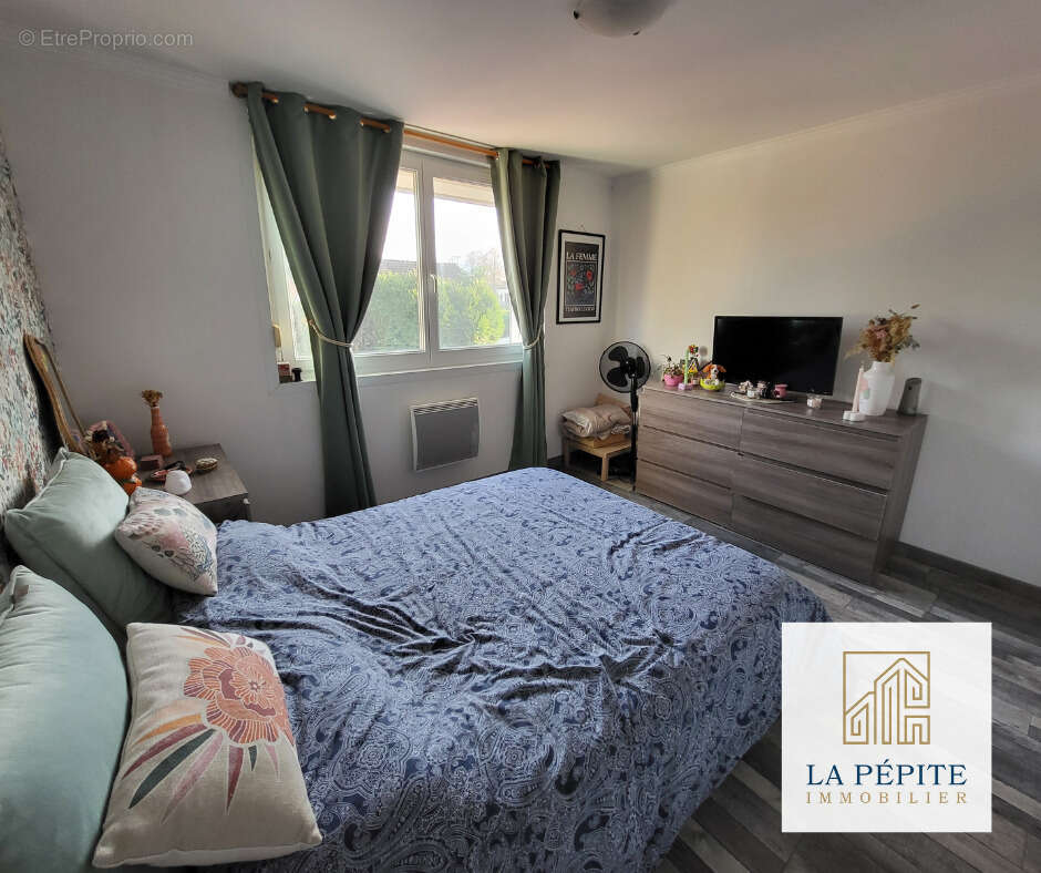 Maison à AULNOYE-AYMERIES