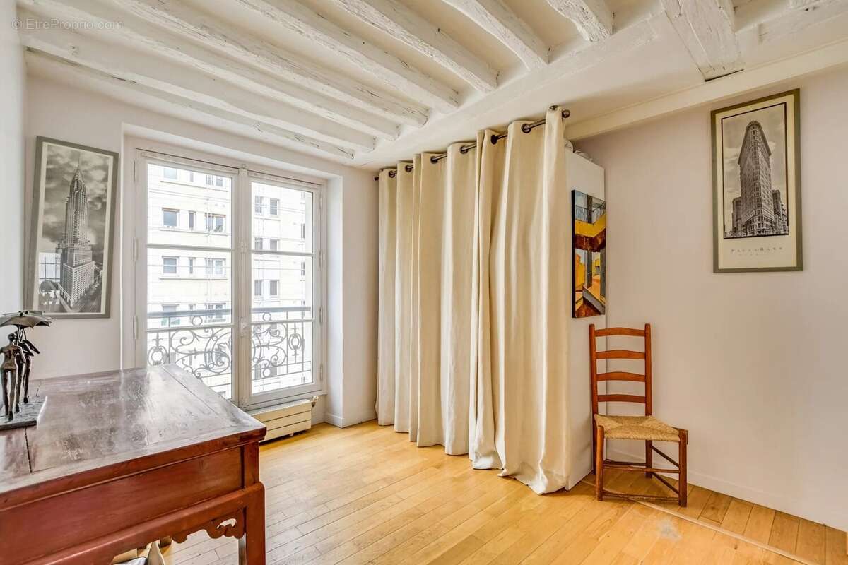Appartement à PARIS-6E