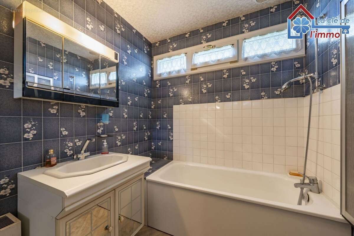 Maison à MOISSY-CRAMAYEL