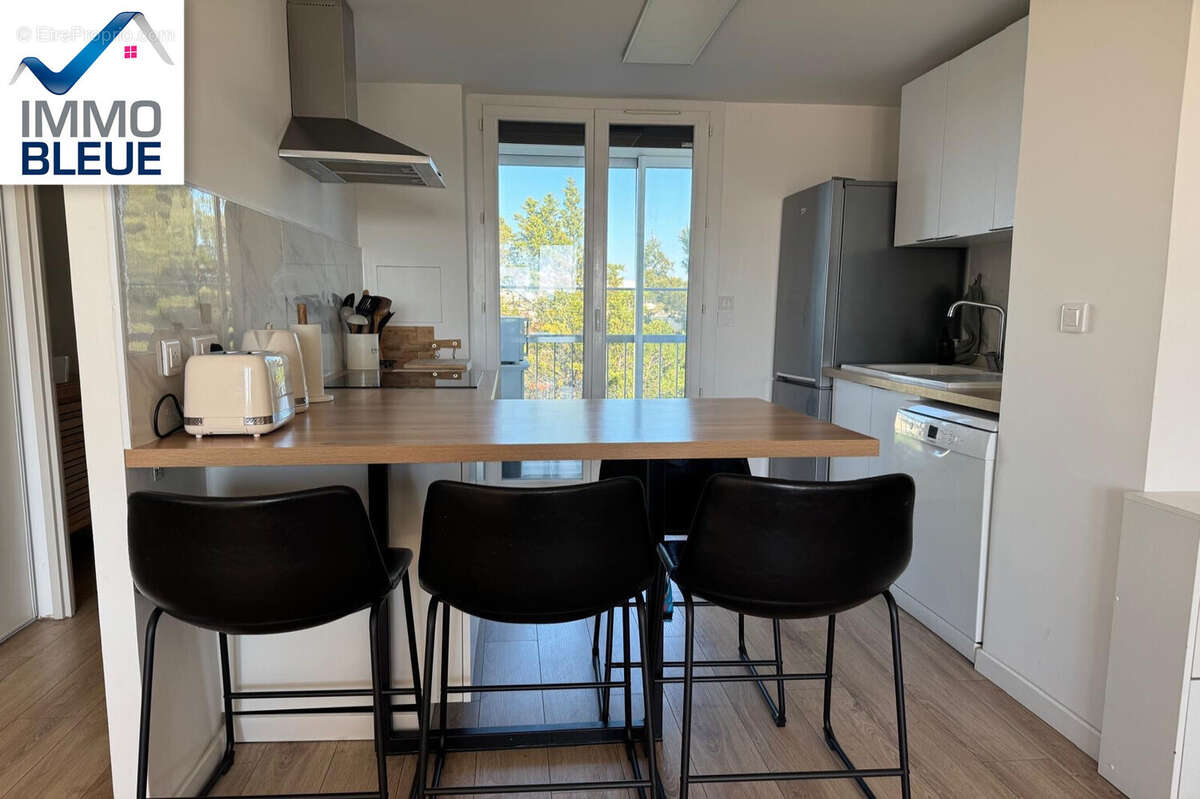 Appartement à PORT-DE-BOUC