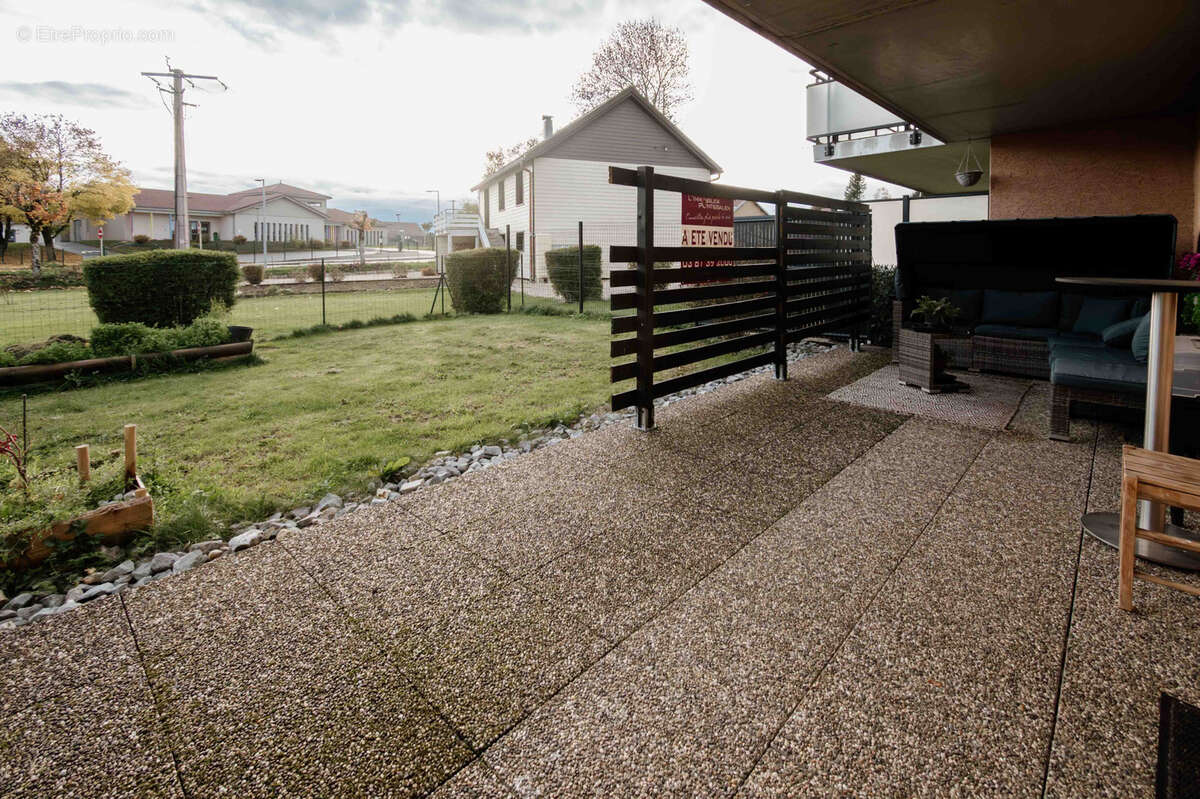 Appartement à LA RIVIERE-DRUGEON