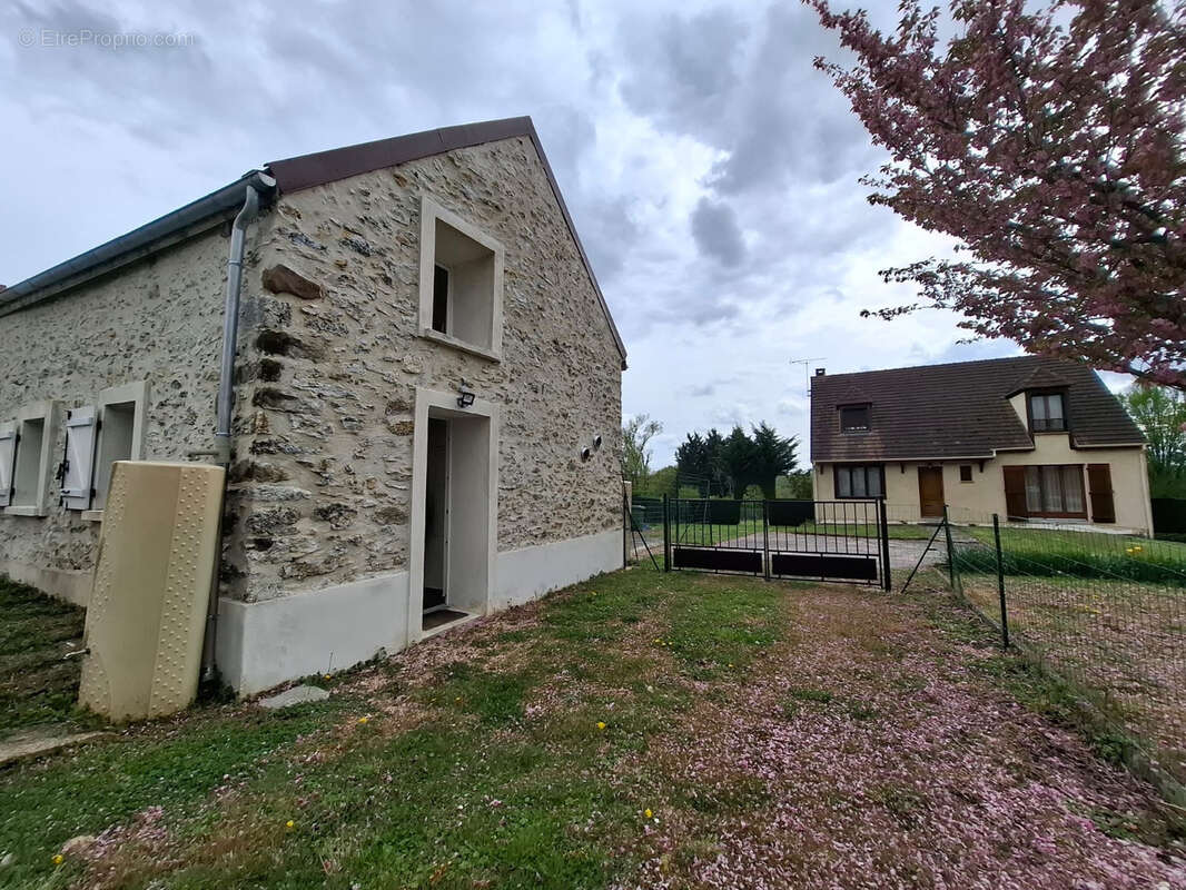 Maison à COULOMMIERS