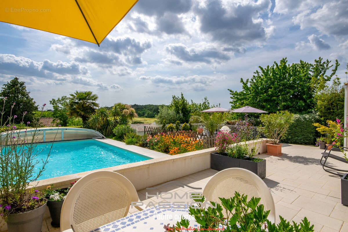 Breuillet - villa avec piscine et belle vue degagee - photo 24