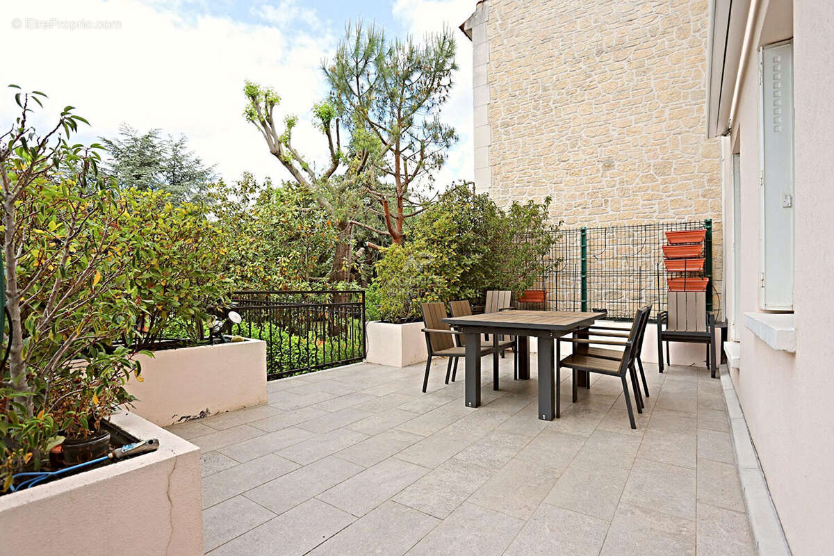 Maison à NANTERRE