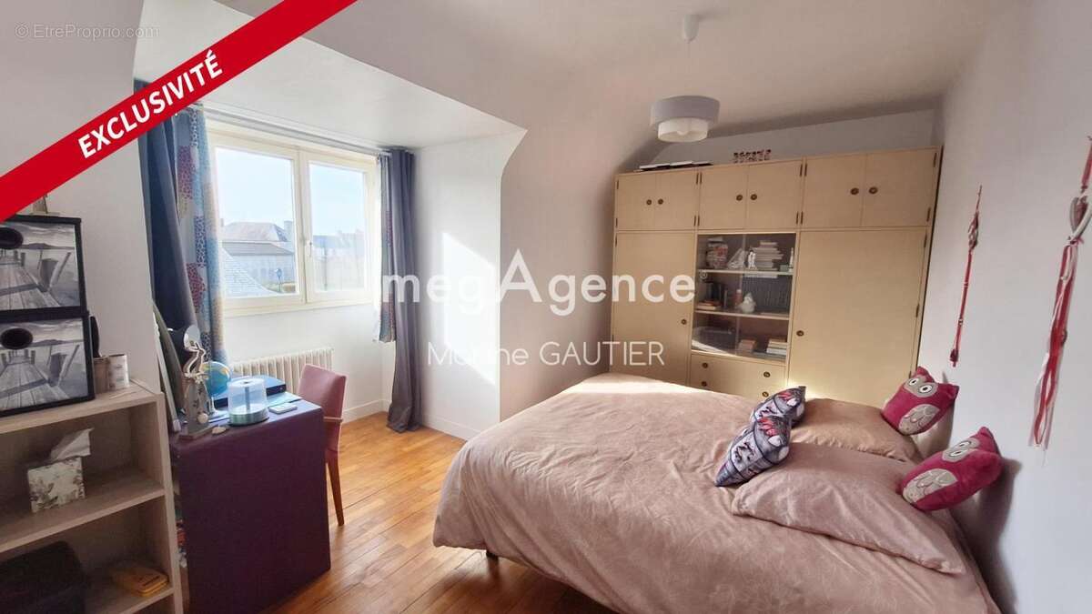 Maison à LE VIVIER-SUR-MER