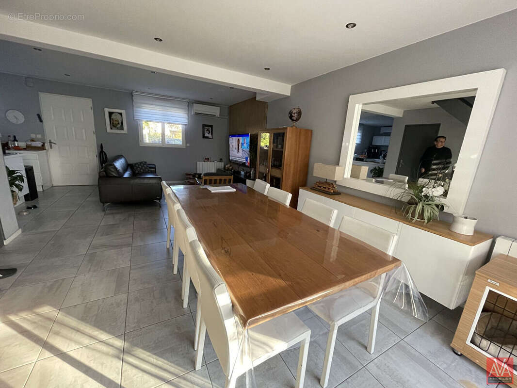 Maison à SAINT-MARTIN-DE-FONTENAY