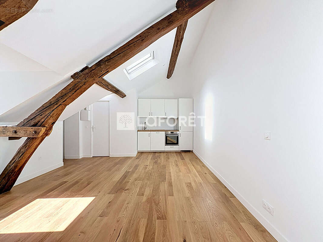 Appartement à SURESNES