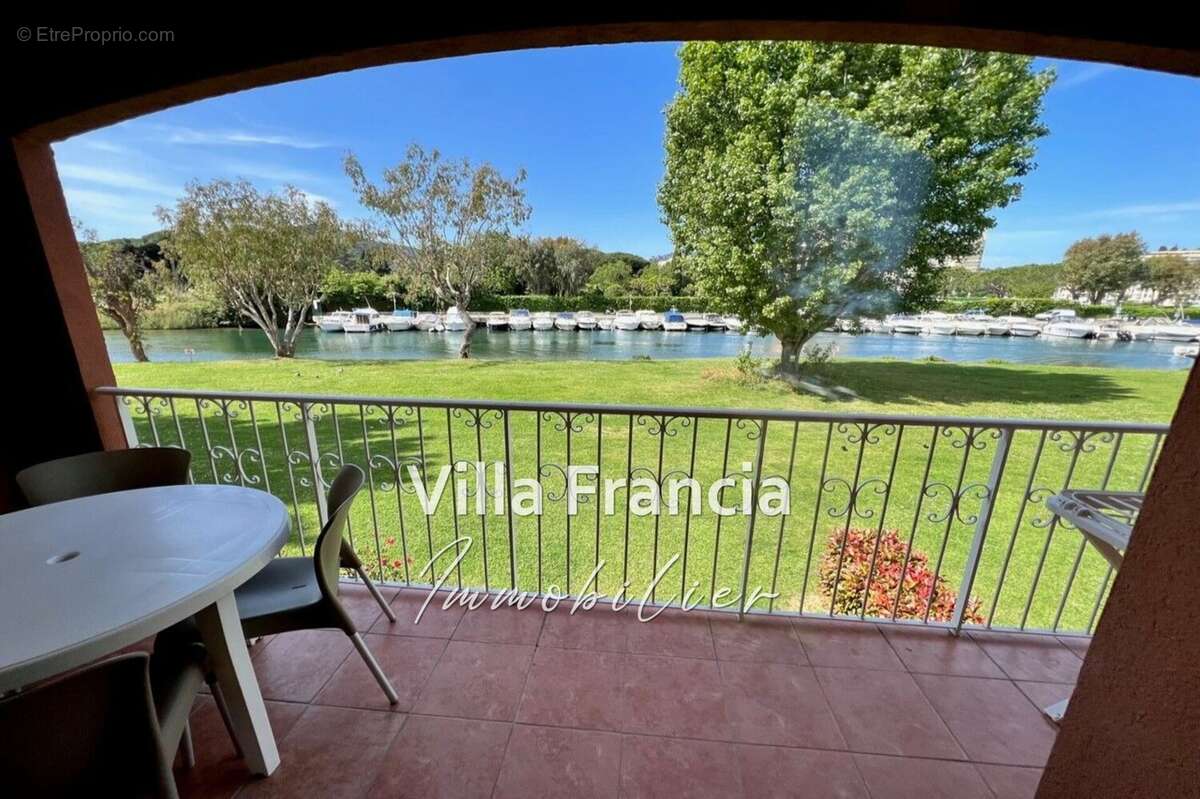 Appartement à MANDELIEU-LA-NAPOULE