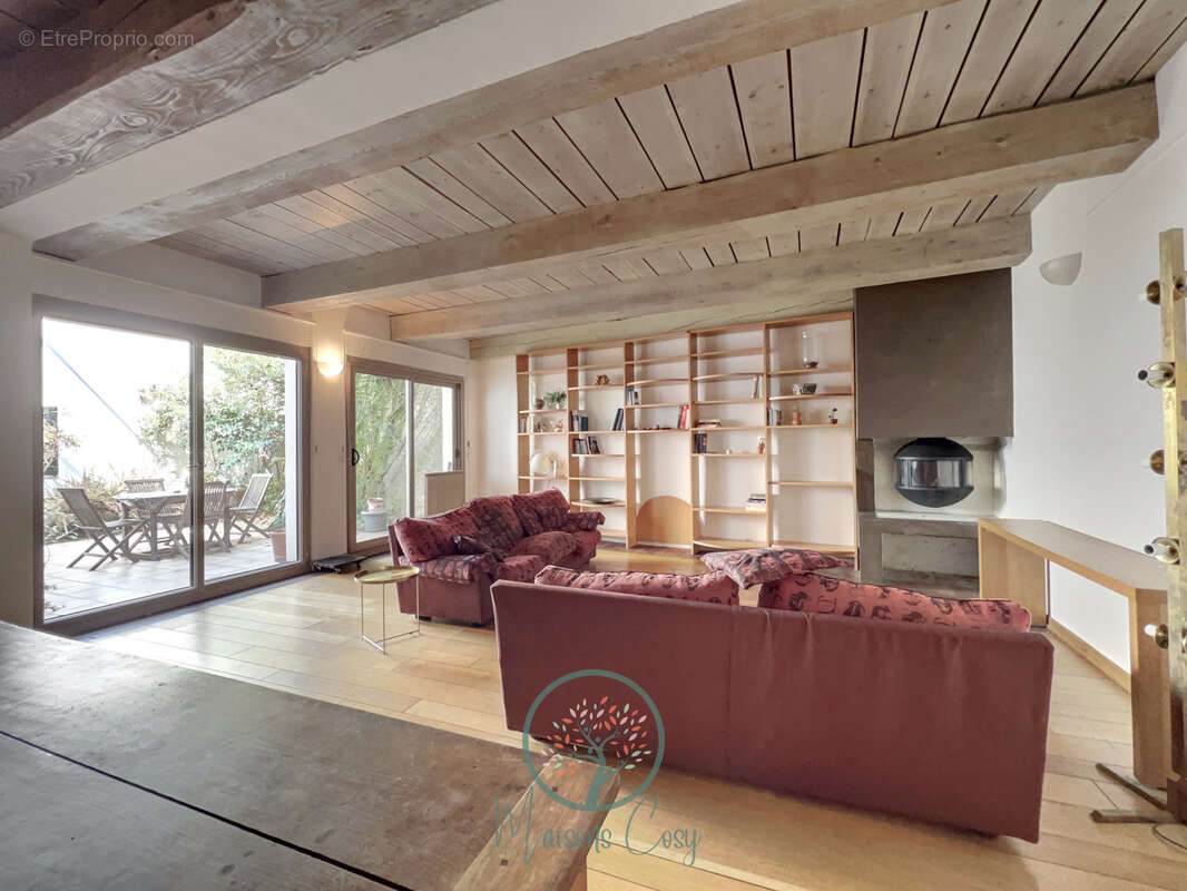 Appartement à AIX-EN-PROVENCE