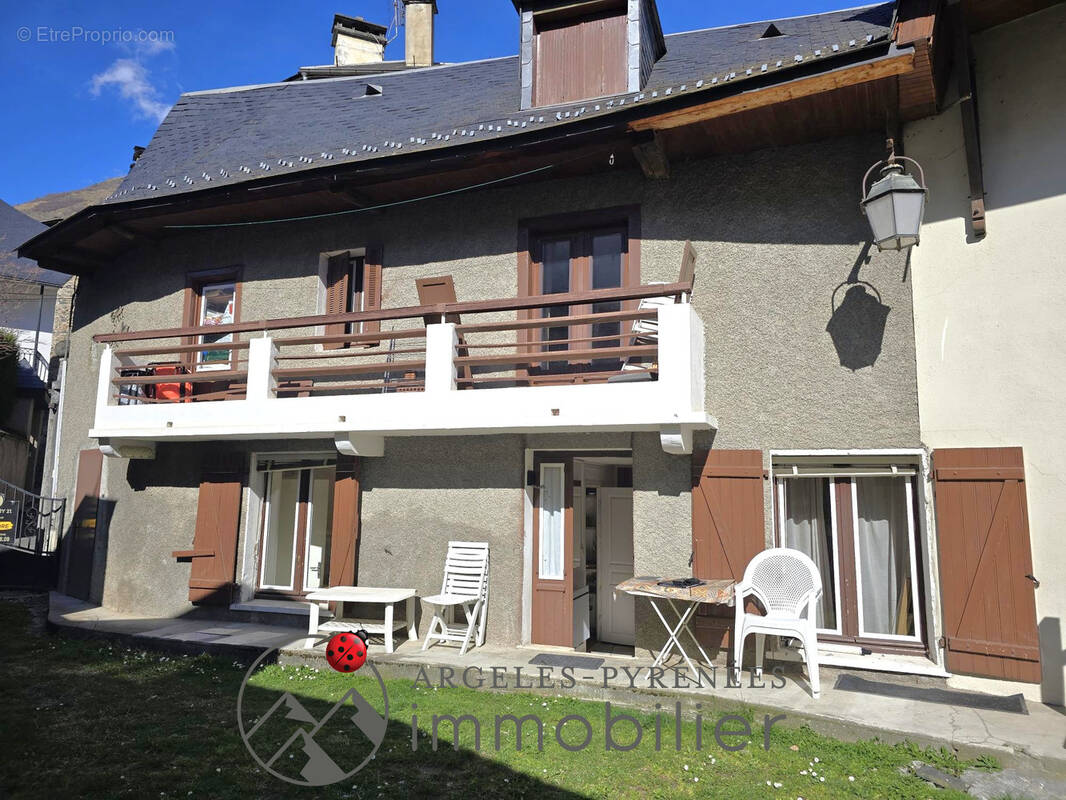 Maison à LUZ-SAINT-SAUVEUR