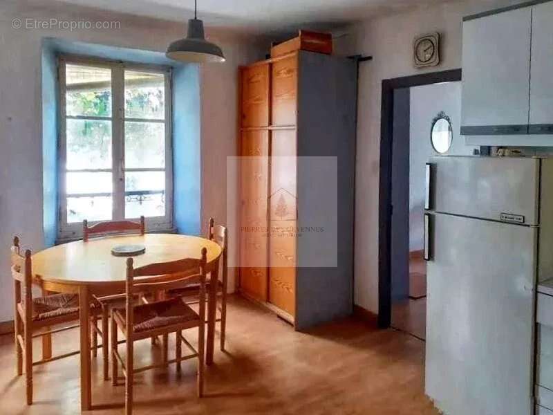 Maison à SAINT-GERMAIN-DE-CALBERTE