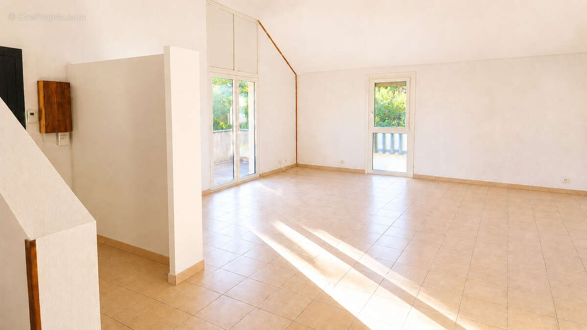 Duplex de 95m2 Carrez, garage et jardin - photo 4