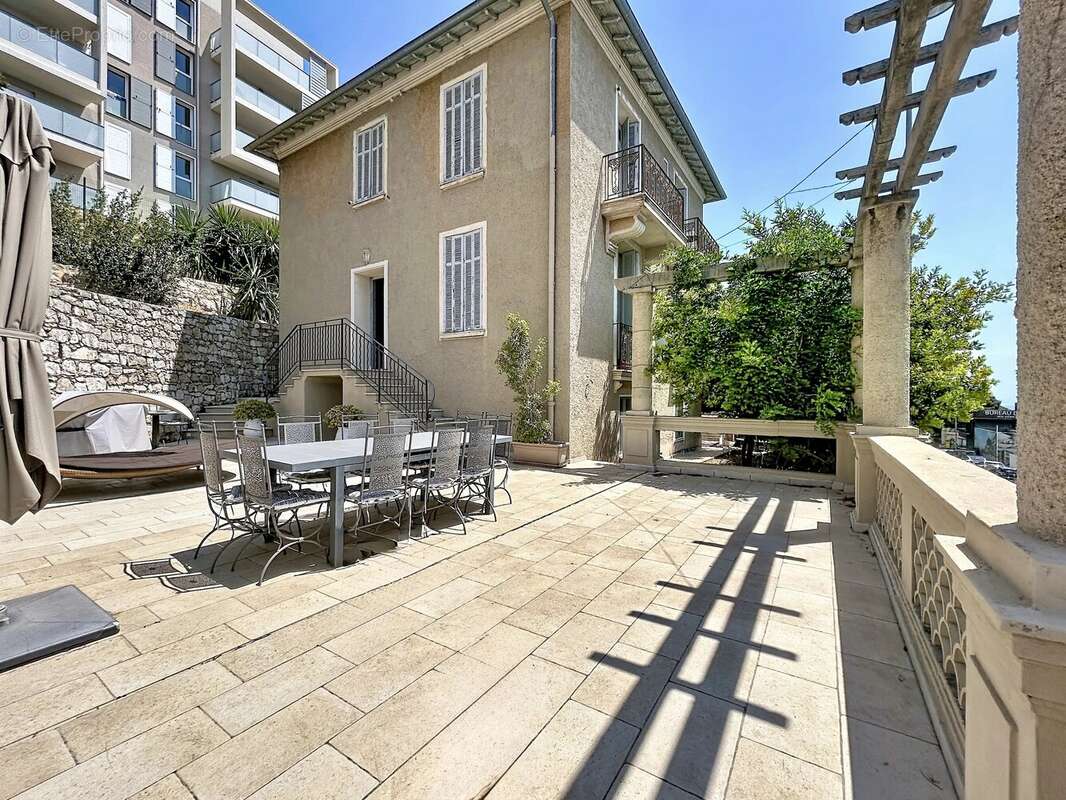 Maison à CAP-D'AIL