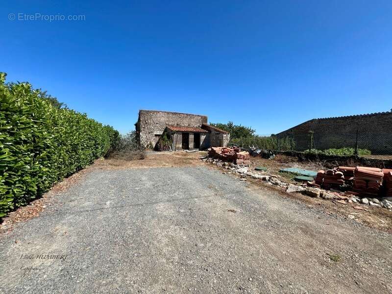 Maison 4 pièces THIRE (85) - photo 10
