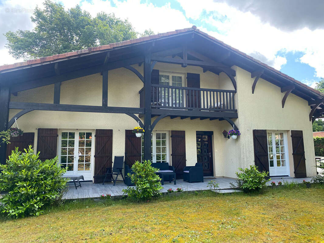 Maison à LUE