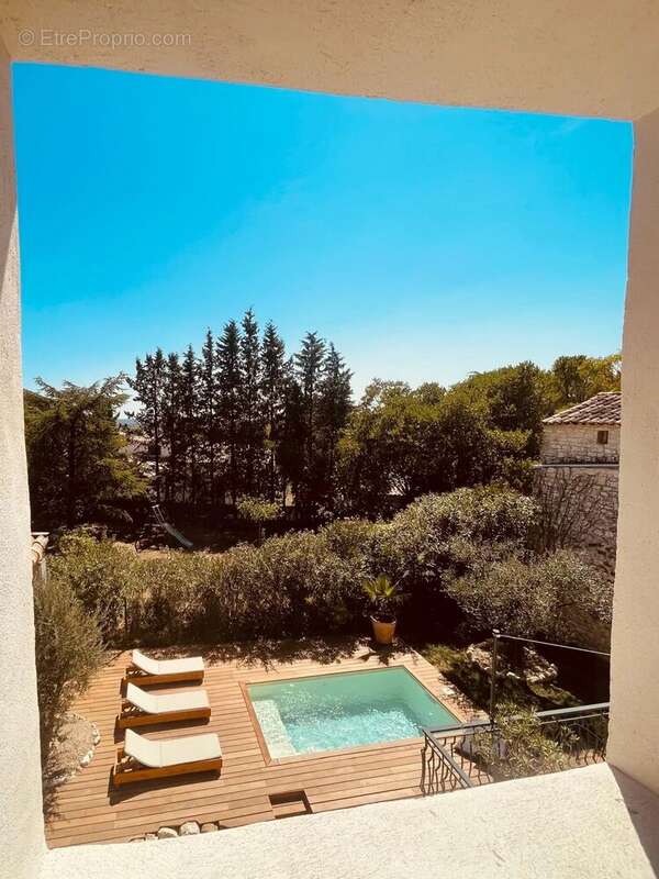 Maison à GARRIGUES-SAINTE-EULALIE