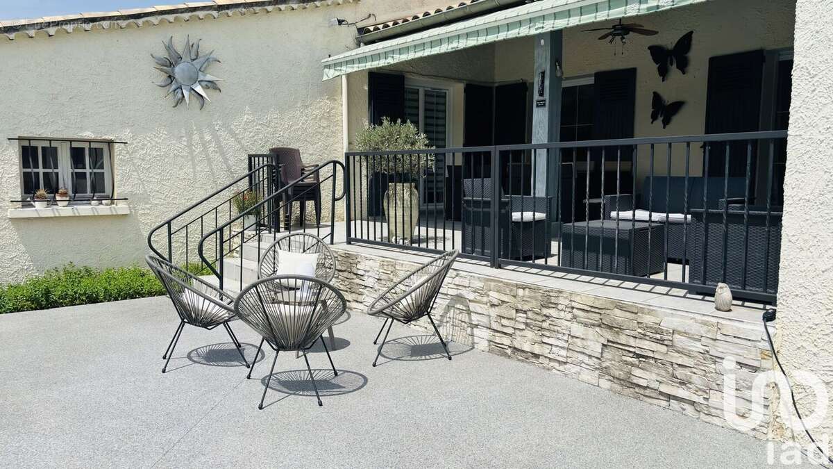 Maison 206 m² à Saint-Martin-D'ardeche  - photo 6