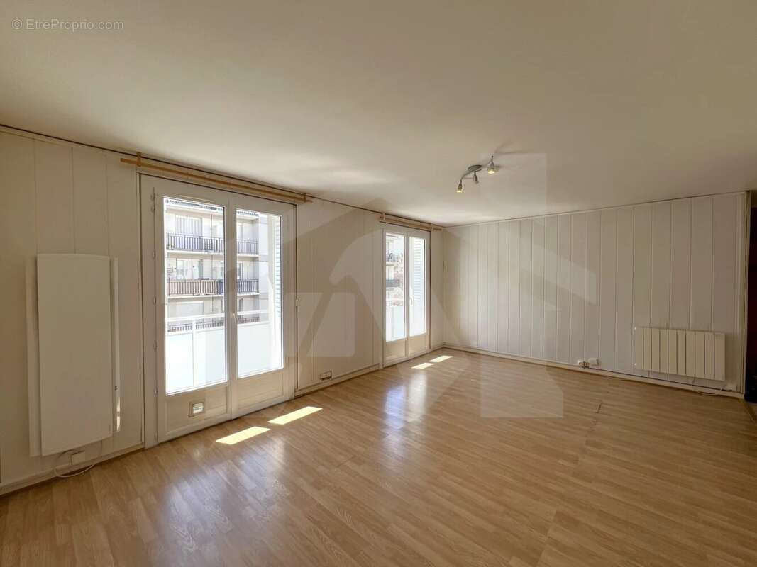 Appartement à SEYSSINET-PARISET